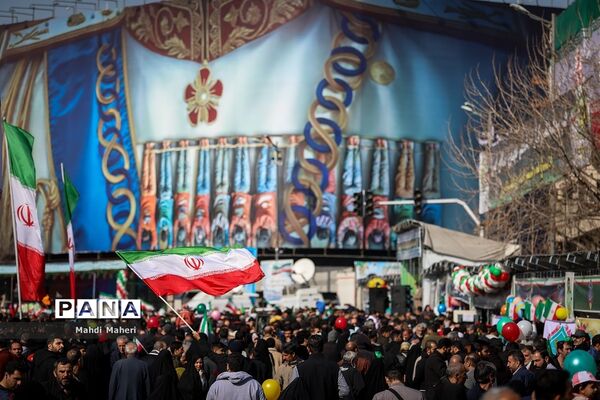 راهپیمایی ۲۲ بهمن در تهران