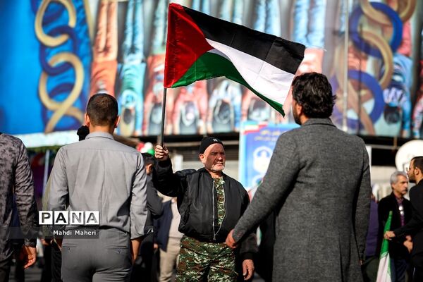 راهپیمایی ۲۲ بهمن در تهران