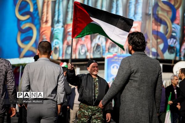 راهپیمایی ۲۲ بهمن در تهران