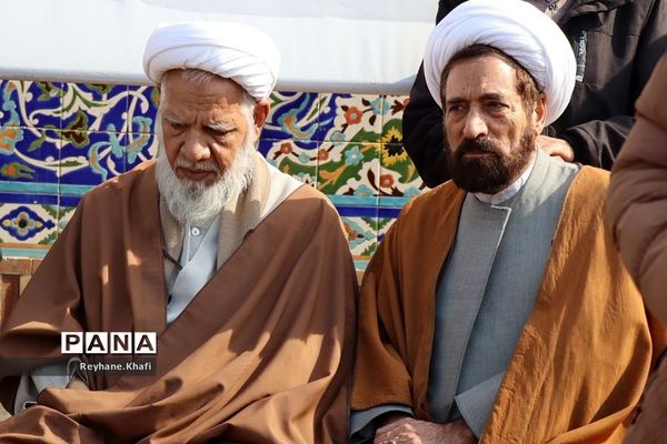 حضور پرشور مردم غیور پاکدشت در راهپیمایی 22 بهمن