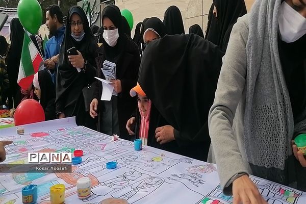 حضور مردم غیور بیرجندی در راهپیمایی یوم الله 22 بهمن