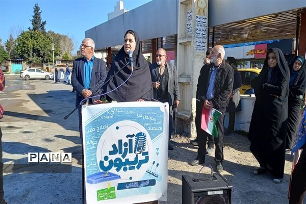 برگزاری راهپیمایی ۲۲ بهمن در شهرستان محمودآباد