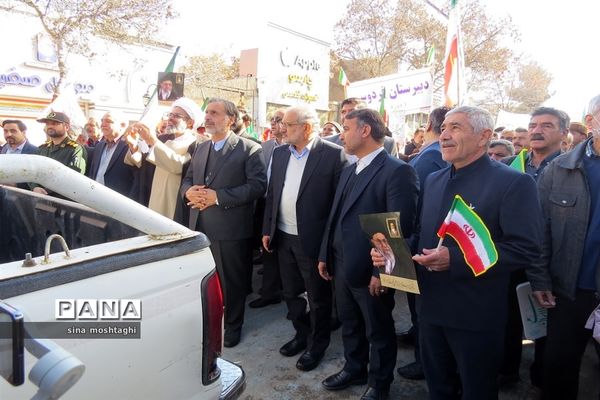 راهپیمائی ۲۲بهمن ماه۱۴۰۲ با حضور پرشور شهروندان شهرستان بجنورد