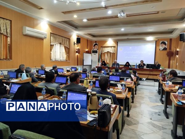 حضور معاون وزیر در شورای اداری آموزش و پرورش خراسان رضوی؛ بررسی دغدغه‌های مدیران مدارس سمپاد
