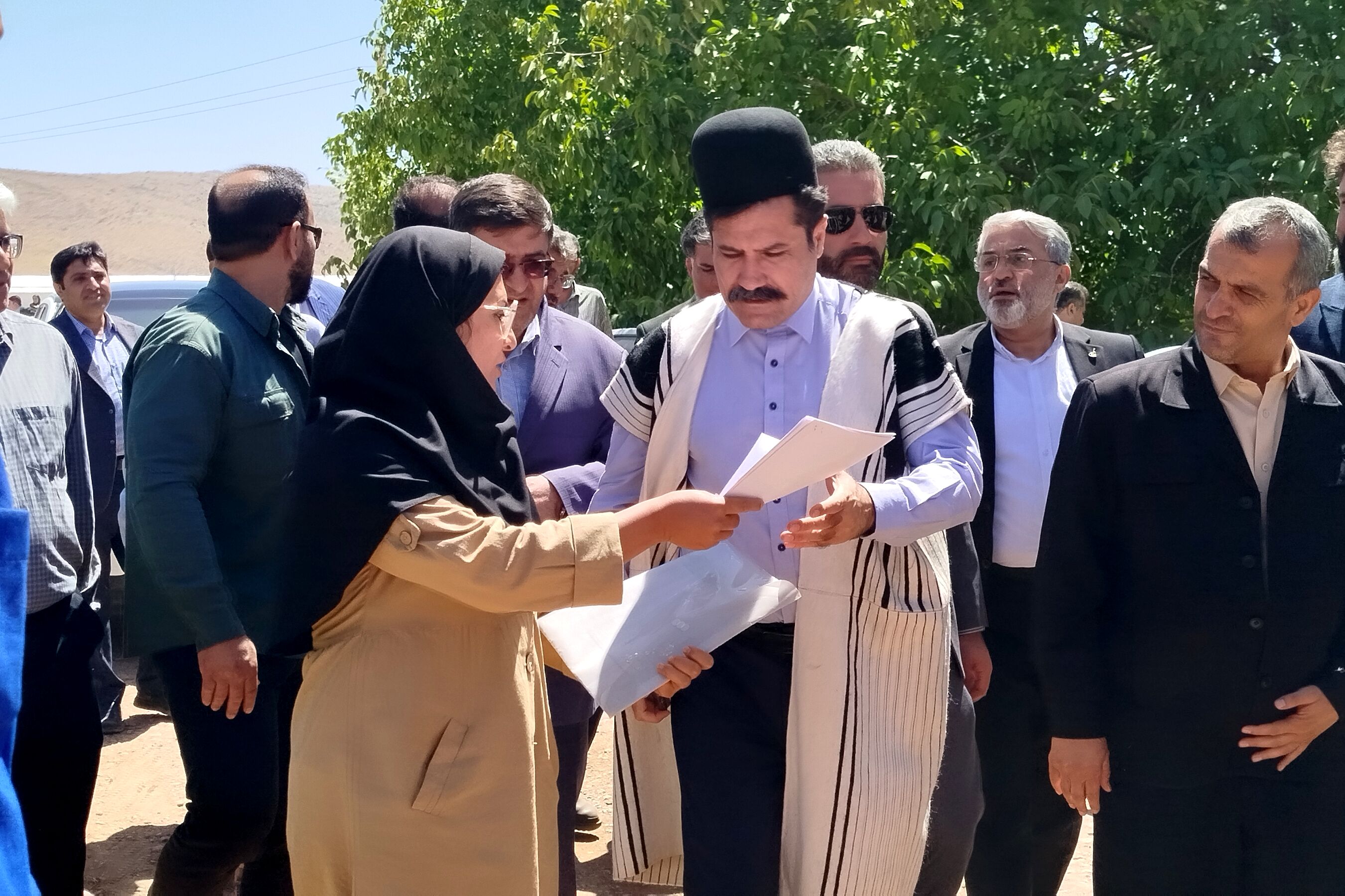 آیین کلنگ زنی پروژه آب چشمه سفید در خانمیرزا