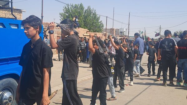 مراسم عزاداری و زنجیر زنی شهادت امام حسن مجتبی(ع) و رحلت پیامبر اکرم (ص) در  روستای کفکی خراسان رضوی