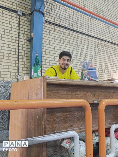 آینده‌سازان فوتسال در درگزین به میدان رفتند