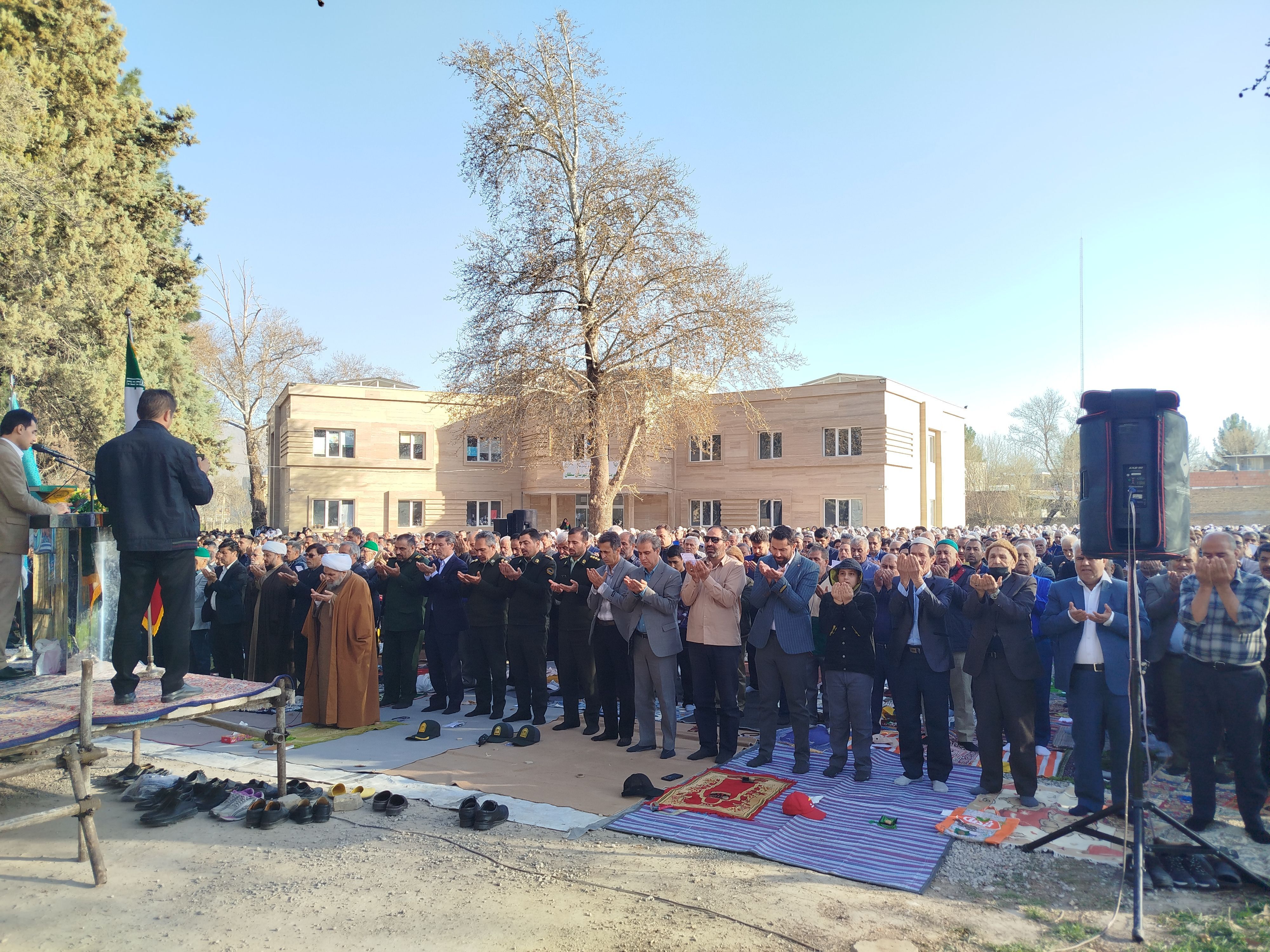 برگزاری نماز عید فطر در باغ ملی آشخانه