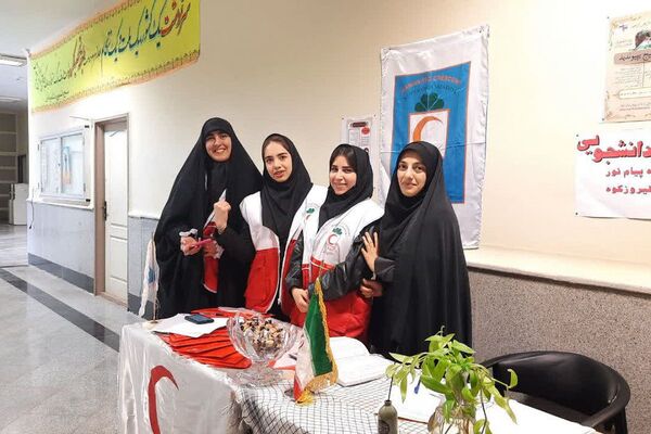 استقبال از دانشجویان جدید در دانشگاه پیام نور فیروزکوه