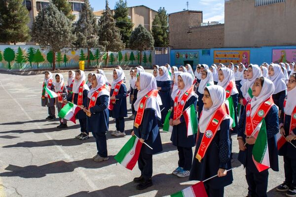 برگزاری همایش یاوران انقلاب، پیشتازان مقاومت در شهرستان محلات