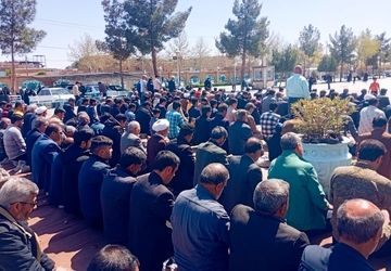 نماز جمعه در شهرستان کاشمر 