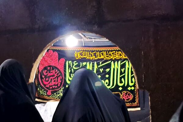 پای پیاده‌ها؛ روایتی از مردمی که خیابان‌ها را خانه کردند 