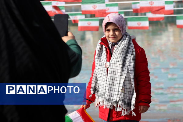 راهپیمایی بزرگ یوم الله ۲۲ بهمن ماه در اصفهان 