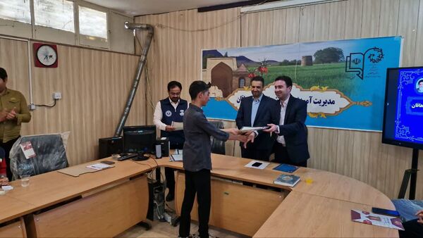 نشست خبری مدیر آموزش و پرورش شهرستان دهقان با اصحاب رسانه به میزبانی خبرگزاری پانا