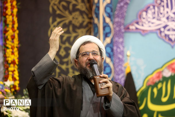 وداع با پیکر مطهر وزیر شهید اطلاعات در قم