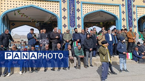 حضور گسترده مردم سفیددشت در راهپیمایی ۲۲ بهمن