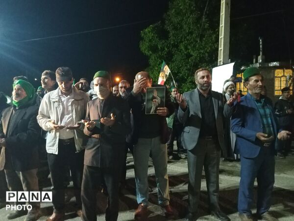برگزاری اجتماع شبانه در حسینیه شهدای شهر بار 