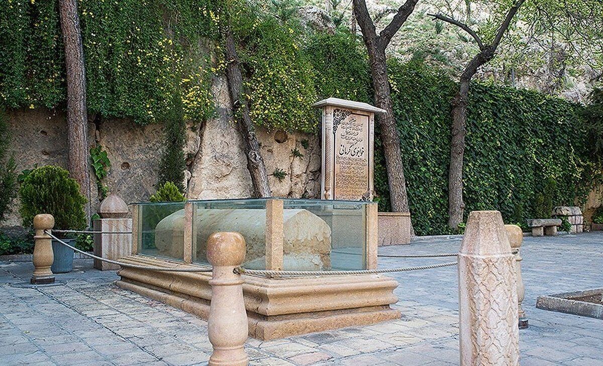 بوستان خواجوی کرمانی از جاذبه‌های گردشگری شیراز/ فیلم