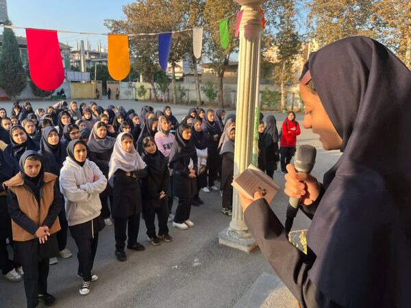 صبحگاه در مدرسه حضرت خدیجه (س) گرگان