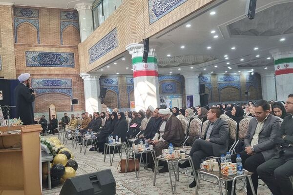 همایش جوانی جمعیت در مصلی باقرشهر 