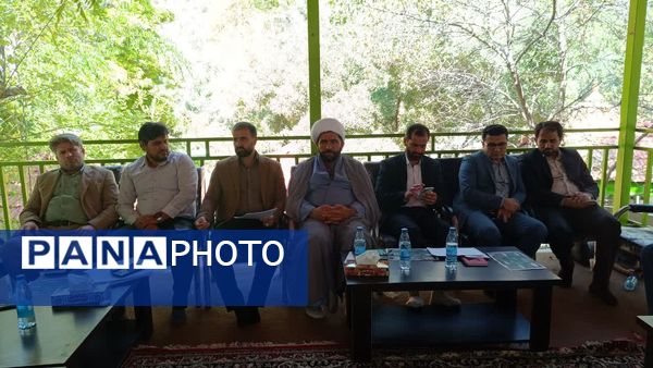 نشست هم‌اندیشی معاونان پرورشی و تربیت‌بدنی استان کهگیلویه و بویراحمد