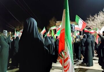از ایرانمون دفاع می‌کنیم 