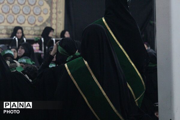 زمزمه‌های دخترانه در سوگِ دردانه حسین(ع)؛ محفلِ ارادت به حضرت رقیه(س) در اسلامشهر