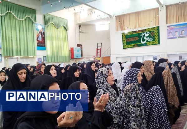 مراسم ظهر تاسوعا حسینی در مسجد شهدای گمنام 