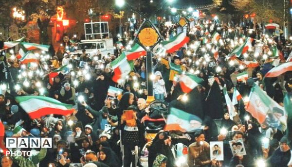 اجتماع عظیم مردمی در لحظات تحویل سال در شهرستان تربت جام