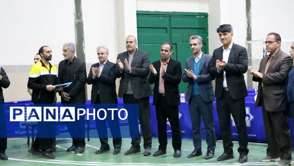  اختتامیه اولین روز از چهل و یکمین دوره مسابقات استانی تنیس روی میز در مهریز