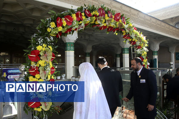 جشن ازدواج ۶۵۰ زوج دانشجوی دانشگاه‌های قم در سالروز میلاد جوادالائمه(س)
