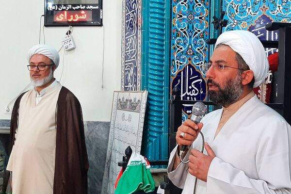 برپایی جشن عبادت و بندگی در مسجد ناحیه 2 بهارستان