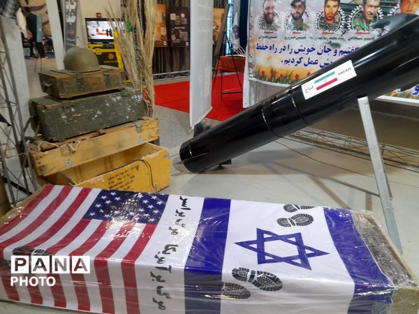 فرشتگان‌زمینی در محفل ملکوتی قرآن و نماز