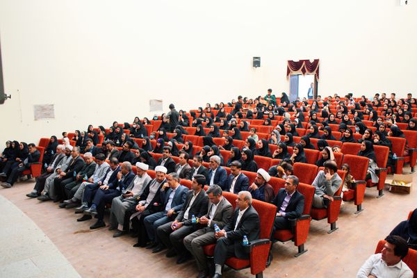 دانشجو؛ پرچم‌دار امید، آگاهی و حرکت به سوی پیشرفت