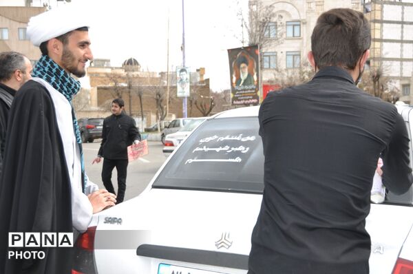 شابلون‌نویسی خیابانی در مرند توسط دانش‌آموزان