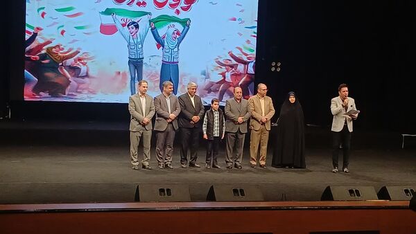 سومین جشنواره دانش‌آموزی تا آسمان