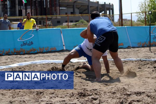 مسابقات کشوری انتخابی تیم ملی کُشتی ساحلی در بناب