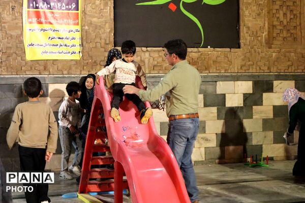 گذری بر موکب حضرت زهرا و غرفه کودک در مسجد جامع  