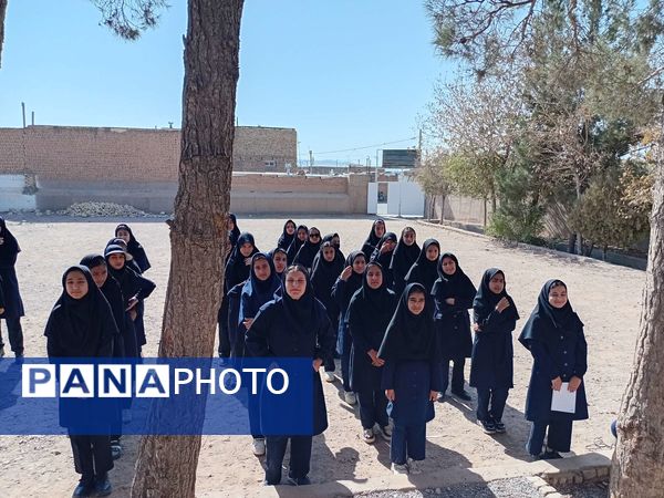 جشن میلاد حضرت زینب (س) در دبیرستان مادرمهربان خلیل آباد