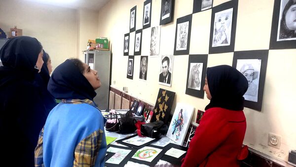 نمایشگاه هنری مدرسه شهید مدرس تبریز