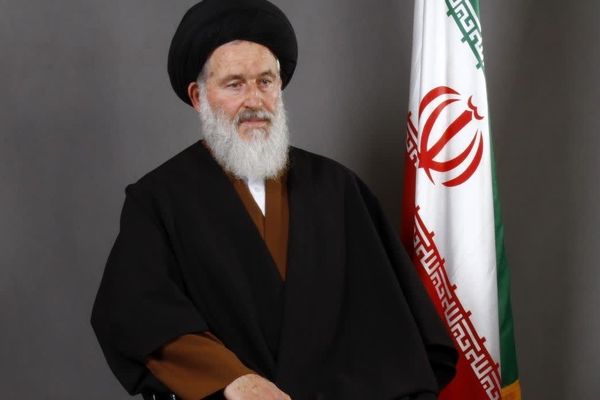  اعتکاف فرصت اندیشه ورزی جوانان در مسیر بندگی صادقانه و خالصانه است