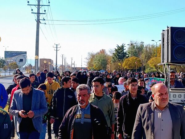 دانش‌آموزان جوکار، مقتدرانه میثاق ایستادگی را امضا کردند
