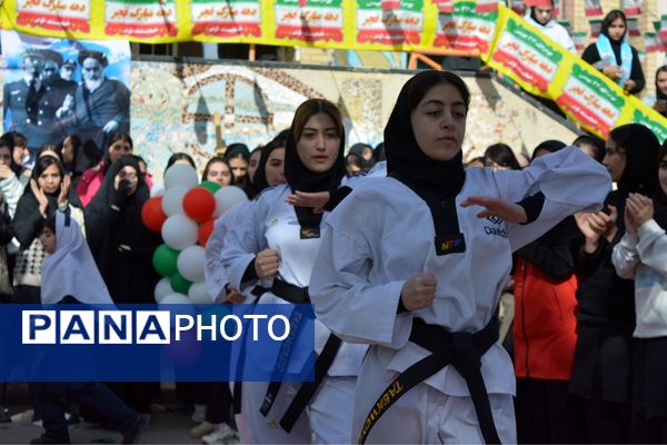 عطر رضوی در جشن نیمه شعبان مدرسه حکمت