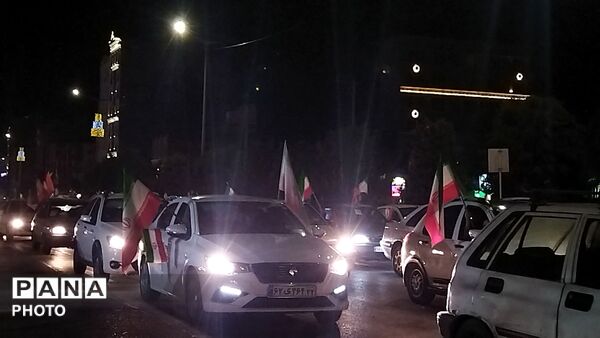 سی شب بلوار فضل میزبان رژه ماشینی شد 