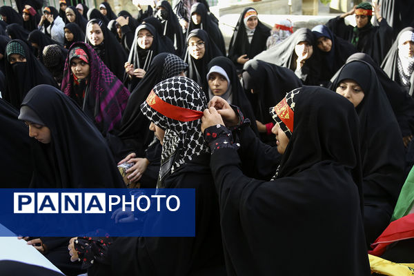 اجتماع ضد صهیونیستی نوجوانان فاطمی در حرم حضرت معصومه(س)