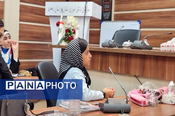 جلسه پنجم دوره مجری شو