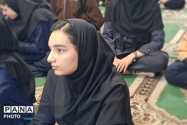 ترویج سبک زندگی سالم در مدرسه آمنه بهارستان با برگزاری هفته بهداشت