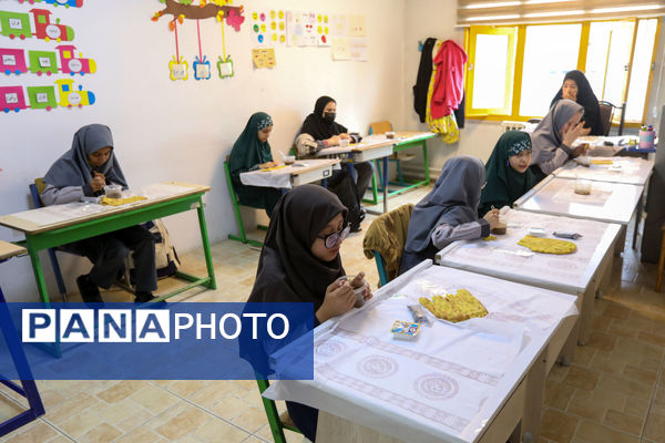 حضور تولیت آستان قدس رضوی در جمع دانش‌آموزان با آسیب بینایی مشهد