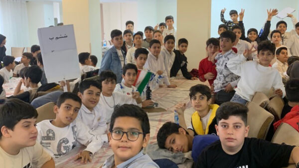 جشن روز دانش‌آموز در مدرسه معلم آشخانه 
