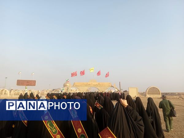 بازدید دانش آموزان خادم الشهدا از طلائیه 